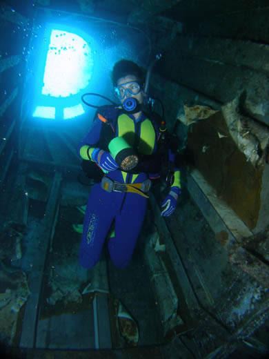 Dive HMAS Brisbane - Her Story Image Gallery  Helen descending the stack Nigel Marsh Photography
